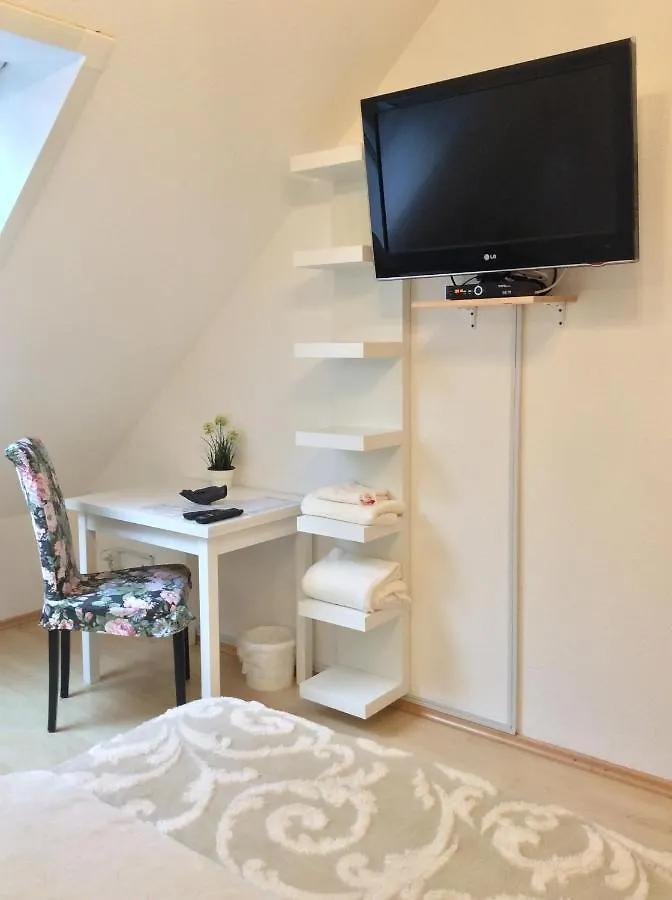 Haus Willer Erding Guest house